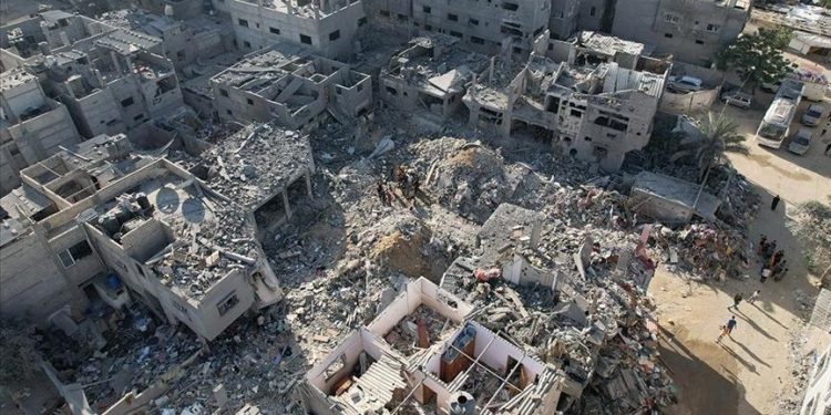 Euro-Med: Israel Destroys 400 Homes in Gaza City’s Al-Zeitoun Neighborhood