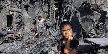 Four Palestinians die from malnutrition in the past 24 hours, including a child