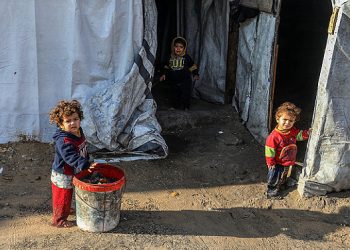Heavy Rains and Strong Winds Batter Gaza’s Displaced, Flooding Thousands of Tents