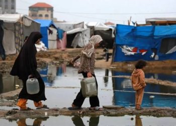 Displaced Families’ Tents Flooded as Heavy Rains Renew in Gaza