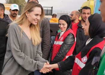 Angelina Jolie Tours Rafah Crossing, Checks on Gaza Refugees and Patients