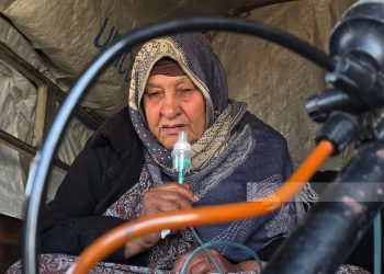 Gaza Patients Forced to Rely on Makeshift Devices Amid Medical Shortages