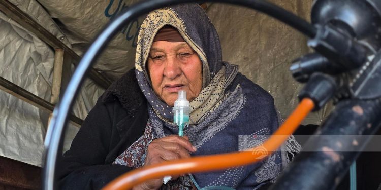 Gaza Patients Forced to Rely on Makeshift Devices Amid Medical Shortages