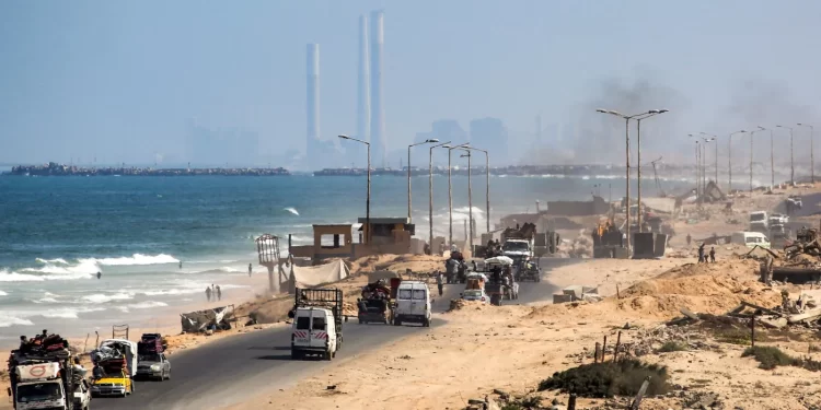Israel Explores Ways to Profit from Gaza Reconstruction