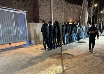 Palestinians Hold Prayers Near Al-Aqsa After Israel Keeps Mosque Closed
