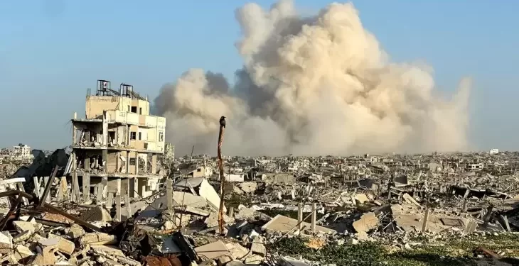 Israeli Airstrike Kills Palestinian in Central Gaza as Ceasefire Violations Continue