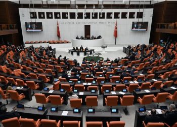 Turkish Parliament Signs Motion Deeming Israeli Interception of Flotilla “Piracy, War Crime”