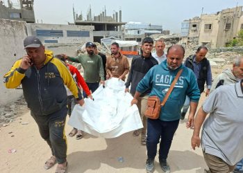 After 29 Months, Gaza Man Recovers Remains of Family from Beneath Rubble