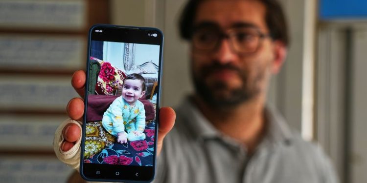 Footage documents Israeli soldier killing Palestinian infant