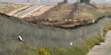 IsraeI Increasingly Uses Cranes to Fire At Civilians Across Gaza Strip