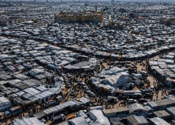 Israeli Strike Destroys Displacement Tents in Khan Younis